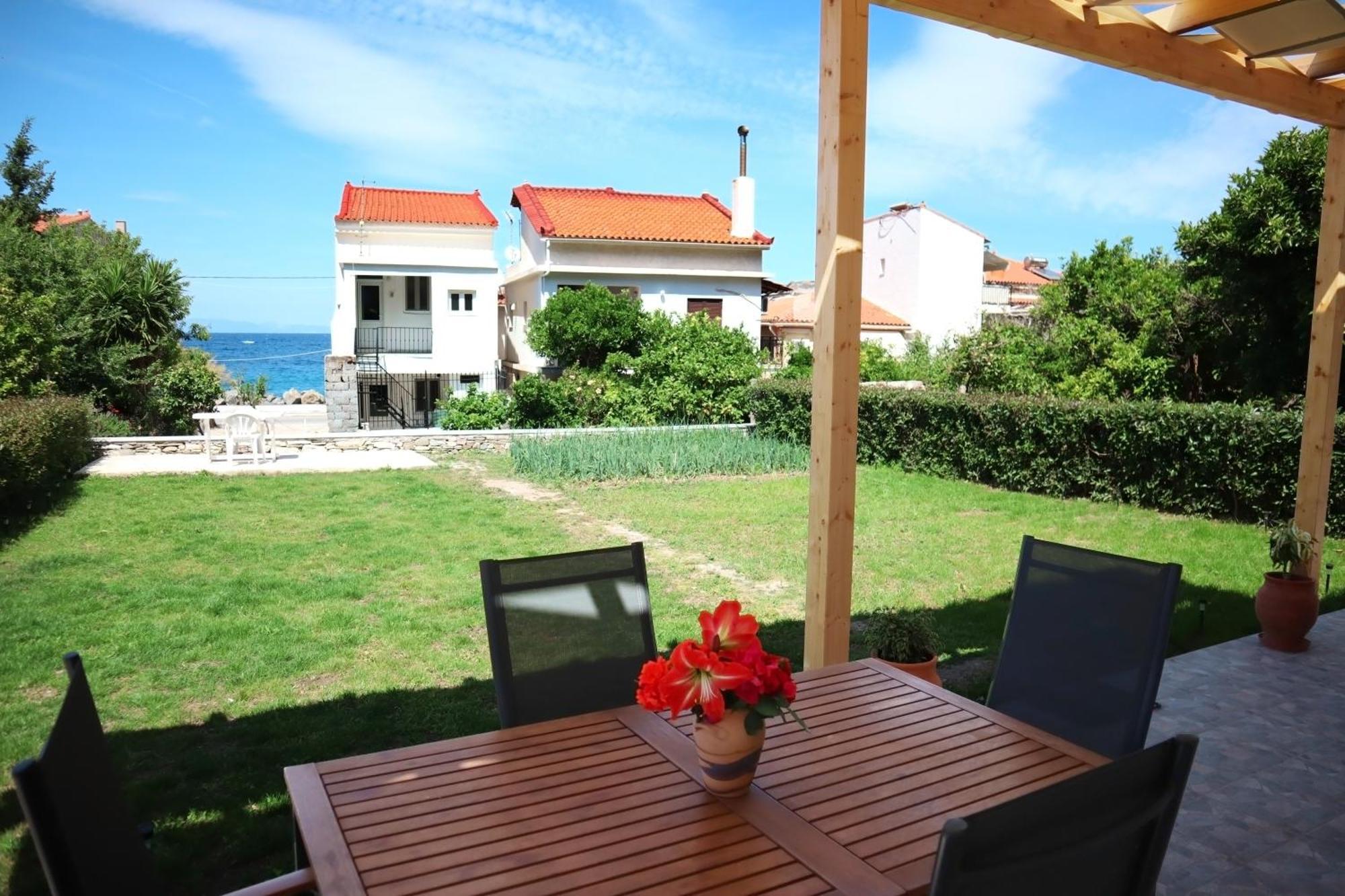 Aelia Summer House Самос Экстерьер фото
